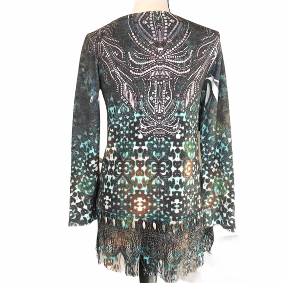 Harlow Zee Long Sleeve Fringe Bottom Top Size S - Picture 2 of 8